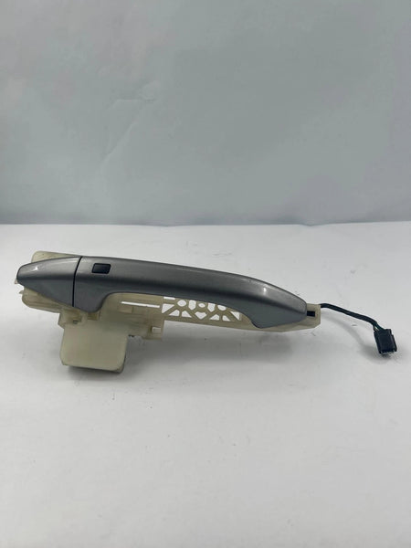2025 KIA K4 OUTSIDE DOOR HANDLE FRONT LEFT SIDE ASSY OEM KLG SILVER BLUE