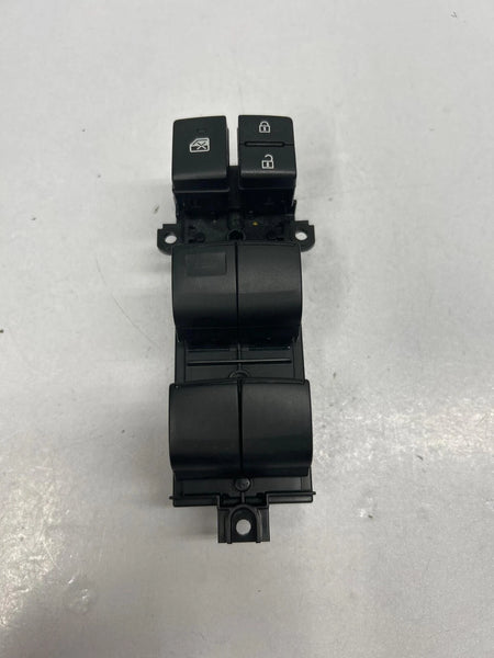 2022 TO 2024 TOYOTA COROLLA CROSS MASTER SWITCH FRONT DRIVER SIDE DOOR OEM 840400R040