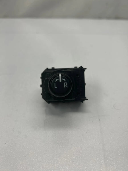 2022 TOYOTA COROLLA DOOR MIRROR CONTROL SWITCH ASSY OEM 183912