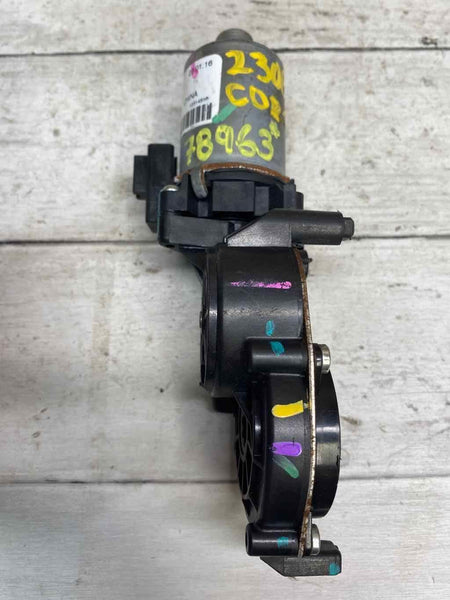 MOTOR DE AJUSTE DEL ASIENTO DELANTERO IZQUIERDO DEL TOYOTA COROLLA 2020 OEM 85820X1D03