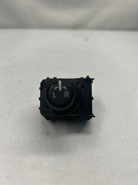 2020 TOYOTA COROLLA MIRROR SWITCH FRONT DRIVER SIDE DOOR CONTROL ASSY OEM 9172Y94