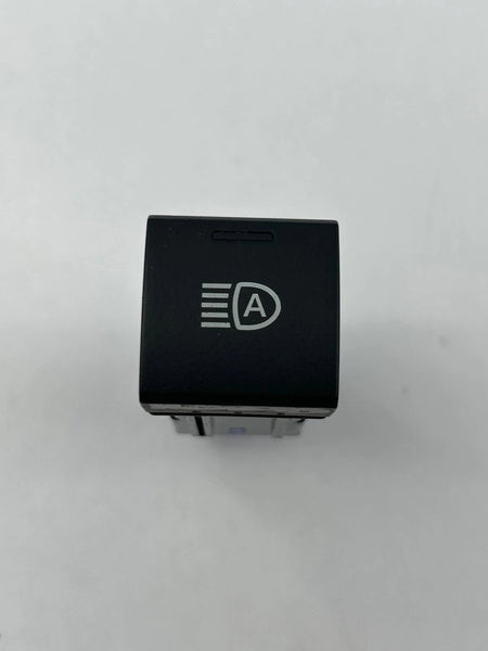 2018 CHEVROLET EQUINOX HEADLIGHT CONTROL SWITCH BUTTON ASSY OEM M68663