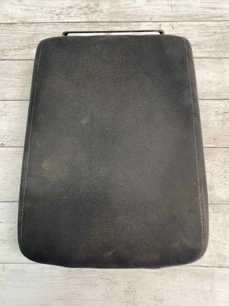 Nissan Pathfinder center console 14 20 arm rest FWD black cloth OEM 969203KA0A