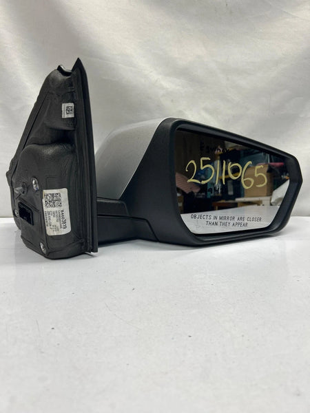 2018 TO 2024 CHEVY EQUINOX DOOR MIRROR RIGHT SIDE ASSY OEM 84604245 636R SILVER