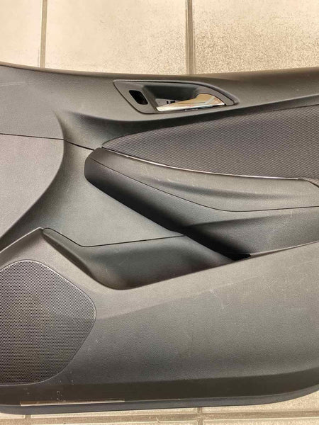 17 19 CHEVROLET CRUZE FRONT RIGHT DOOR TRIM PANEL OEM BLACK 84178541