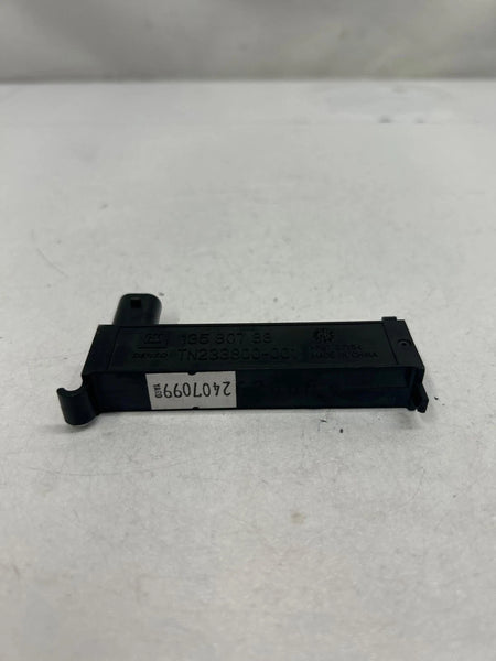 2020 CHEVROLET BLAZER KEYLESS ENTRY ANTENNA RECEIVER UNIT OEM 13580788