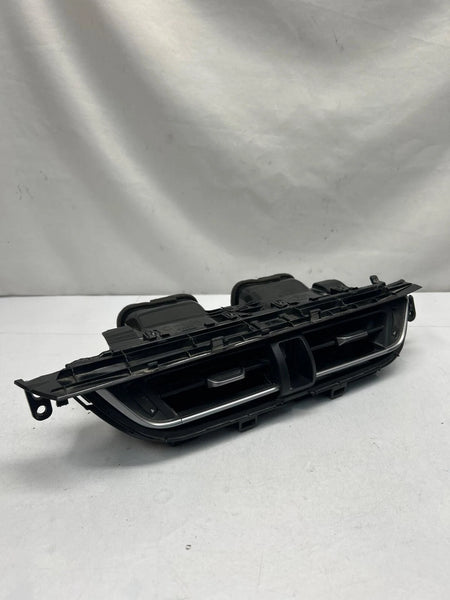2018 TOYOTA CHR AIR CONDITIONER VENT HVAC DASHBOARD MOUNT CENTER OEM 5567010040