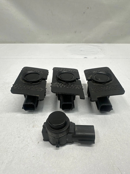 2020 CHEVROLET TRAVERSE PARKING SENSOR COMPLETE SET OF 4 SENSORS OEM 63925 65919