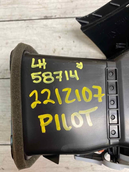 Rejillas de ventilación del aire acondicionado y la calefacción del lado izquierdo de Honda Pilot 2021, OEM 77630TG7