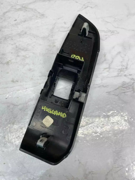 14 15 16 17 18 19 TOYOTA HIGHLANDER INTERRUPTOR DE VENTANILLA TRASERO DERECHO MOLDURA NEGRA OEM 742710E
