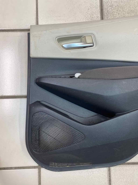 2020 TOYOTA COROLLA REAR RIGHT DOOR TRIM PANEL OEM GRAY 6763002W70C8