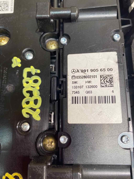 Infiniti QX30 radio am fm 17 19 instrument control panel assy OEM 283955DA1B