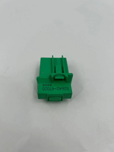 2018 TOYOTA SIENNA DAY TIME RUNNING LIGHT RELAY OEM 8264247020