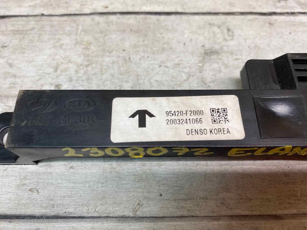 ANTENA DE LLAVE INTELIGENTE CON ENTRADA SIN LLAVE PARA HYUNDAI ELANTRA 2020 OEM 95420F2000