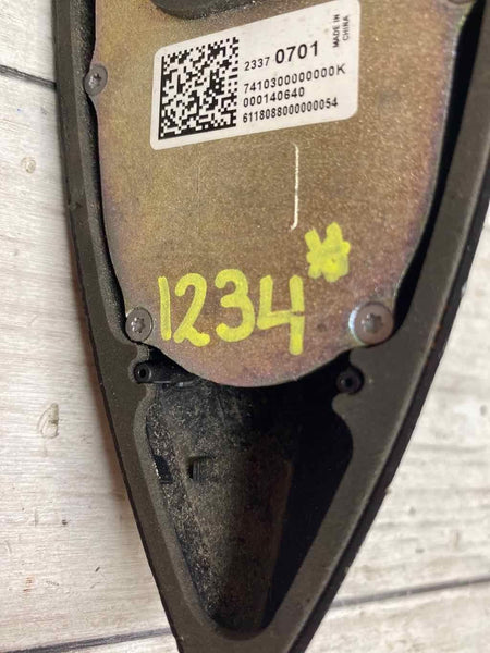 Chevy Cruze radio antenna fm 19 roof shark fin black textured assy OEM 23370701
