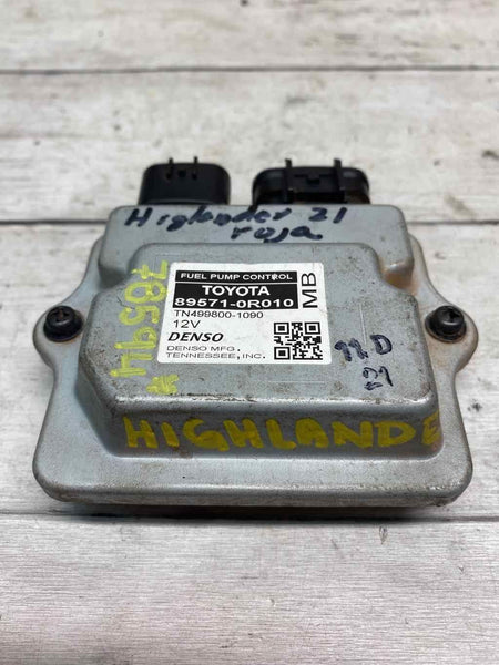 20 22 TOYOTA HIGHLANDER 2.5L HYBRID FUEL PUMP CONTROL MODULE UNIT OEM 895710R010