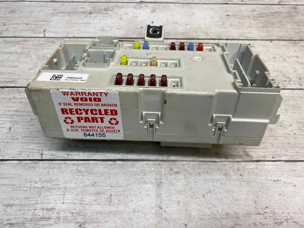 2017 2018 JEEP CHEROKEE BCM BODY CONTROL MODULE UNIT OEM ASSY 68303098AD