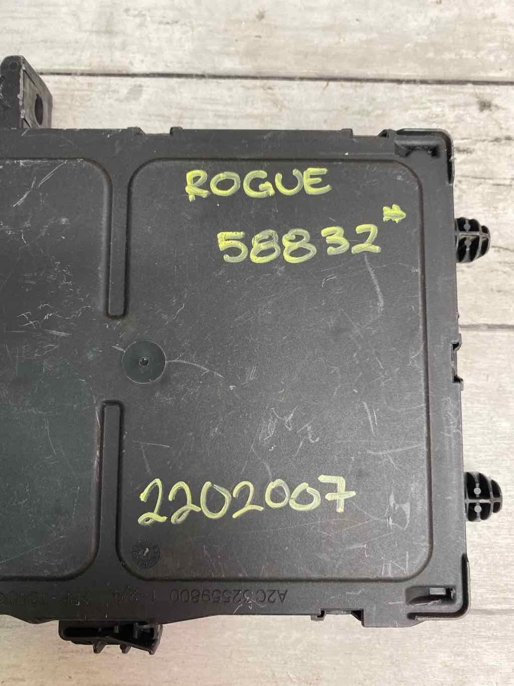 Nissan Rogue body control module from 19 to 20 BCM vin 5 no sport