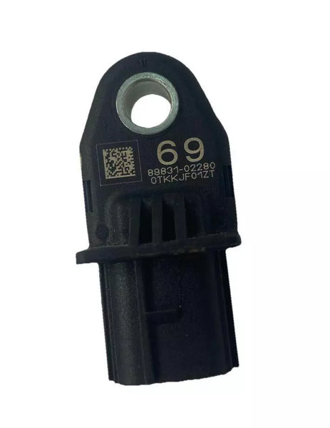 20 21 22 23 TOYOTA COROLLA SENSOR DE IMPACTO TRASERO IZQUIERDO O DERECHO OEM ASSY 8983102280