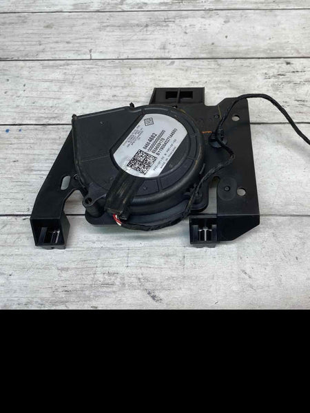 Soprador de almofada de assento Chevy Equinox 2018 2020 frente lado direito OEM 84554682
