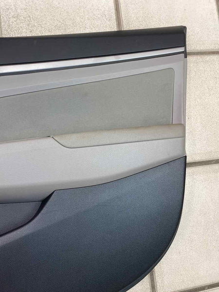 2017 2018 HYUNDAI ELANTRA FRONT RIGHT DOOR TRIM PANEL OEM GRAY 82306F3040UTH