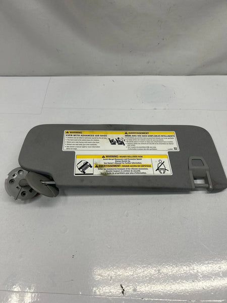 2018 2019 CHEVROLET EQUINOX SUN VISOR LEFT SIDE ASSY OEM 84124184 WITH LIGHT
