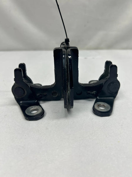 2020 CHEVROLET BLAZER DOOR HINGE FRONT LEFT SIDE ASSY OEM 120071