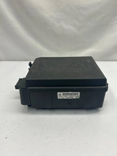 2015 2016 BUICK ENCORE ENGINE FUSE RELAY BLOCK BOX ASSY