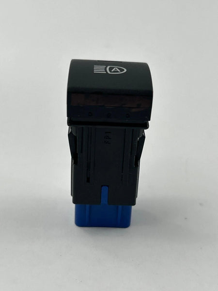 2018 CHEVROLET EQUINOX HEADLIGHT CONTROL SWITCH BUTTON ASSY OEM M68663