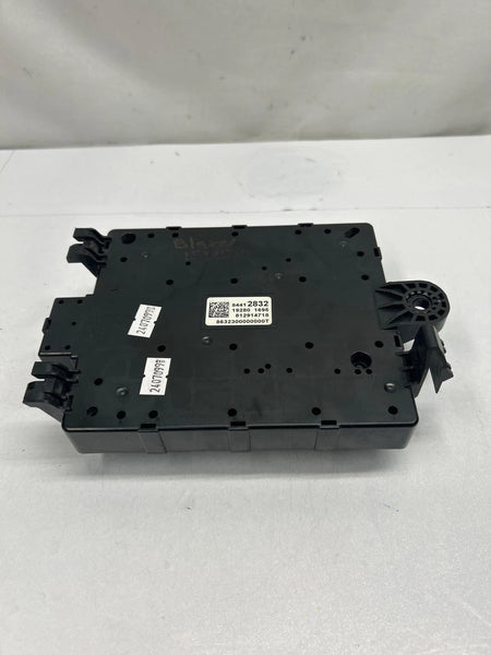 2020 CHEVY BLAZER JUNCTION BOX CABIN FUSE RELAY BLOCK ASSY OEM 84412832