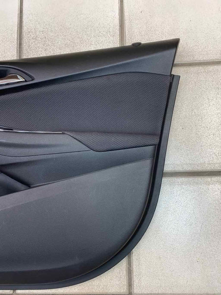 17 19 CHEVROLET CRUZE FRONT RIGHT DOOR TRIM PANEL OEM BLACK 84178541