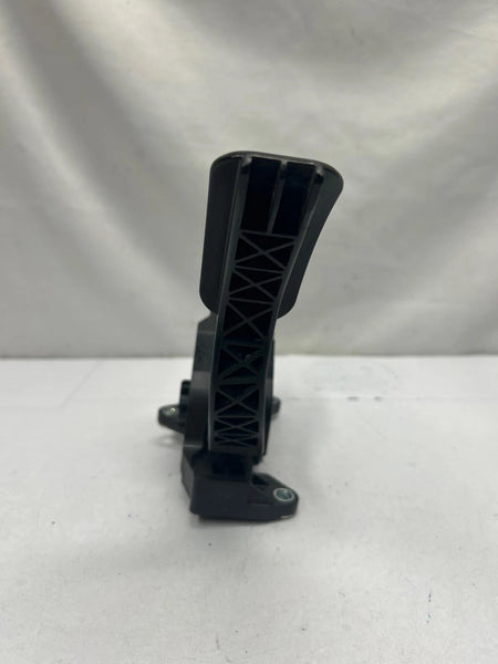 2020 TOYOTA COROLLA ACCELERATOR PEDAL PEDAL ASSEMBLY OEM 7811012100