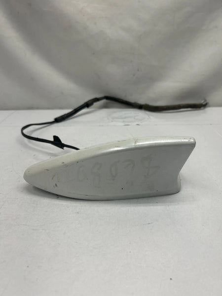 19 22 HONDA HRV RADIO ANTENNA ROOF SHARK FIN EX-L NAVIGATION NH883PX WHITE/GRAY