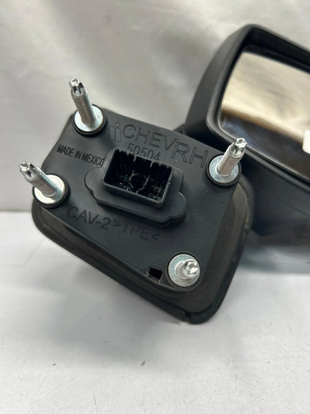 20 TO 25 CHEVY SILVERADO DOOR MIRROR RIGHT SIDE FROM 11/01/19 86824036 NO COVER