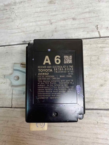 2022 TOYOTA COROLLA TPMS & DOOR CONTROL MODULE ASSY OEM 897B002090