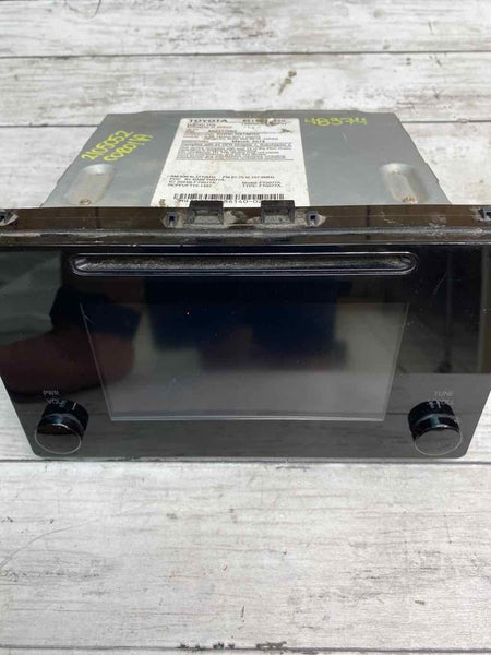 17 19 TOYOTA COROLLA PANTALLA DE RADIO Y CONJUNTO DE RECEPTOR OEM 8614002520