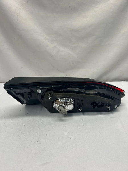 2022 2023 2024 2025 TOYOTA COROLLA TAIL LIGHT LED LIFTGATE MOUNTED RIGHT SIDE