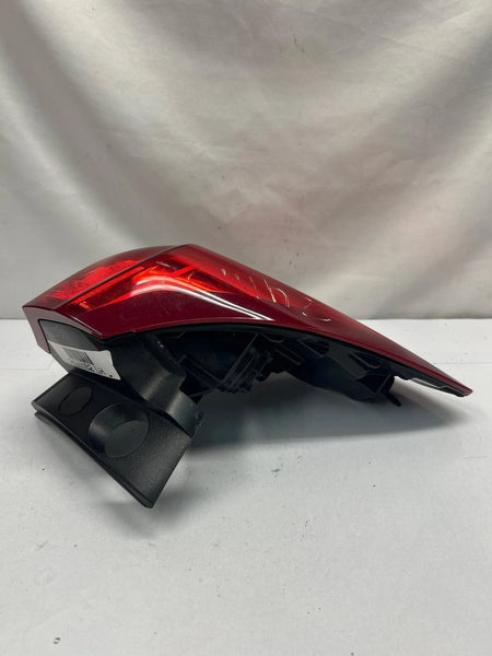 2019 2020 BUICK ENVISION TAIL LIGHT QUARTER PANEL MOUNTED LEFT SIDE ASSEMBLY