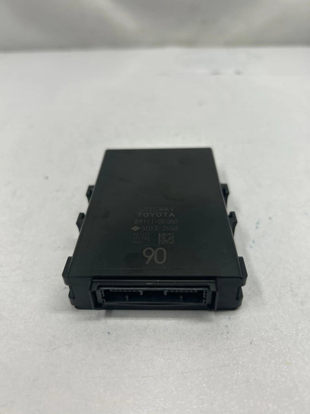 2017 2018 2019 TOYOTA HIGHLANDER NETWORK GATEWAY CONTROL MODULE UNIT ASSY