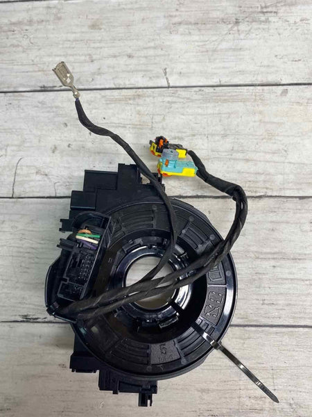 2020 TOYOTA COROLLA CLOCKSPRING OEM 843080R030 BROKEN PLUGS