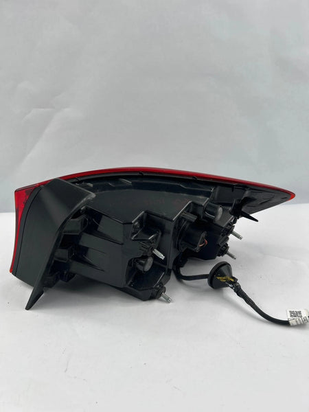2019 TO 2024 KIA FORTE SEDAN TAIL LIGHT QUARTER LEFT INCANDESCENT OEM 92401M7000