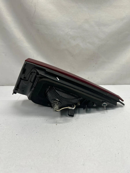 2018 2019 2020 2021 CHEVROLET TRAVERSE TAIL LIGHT LIDGATE MOUNTED RIGHT SIDE