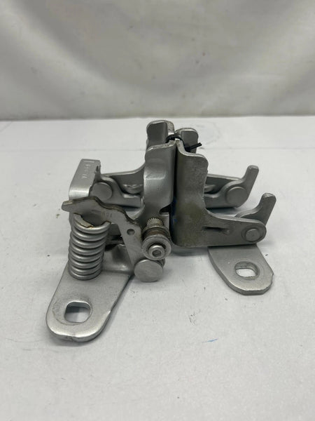 2016 DODGE RAM 1500 PICKUP DOOR HINGE REAR LEFT SIDE ASSY