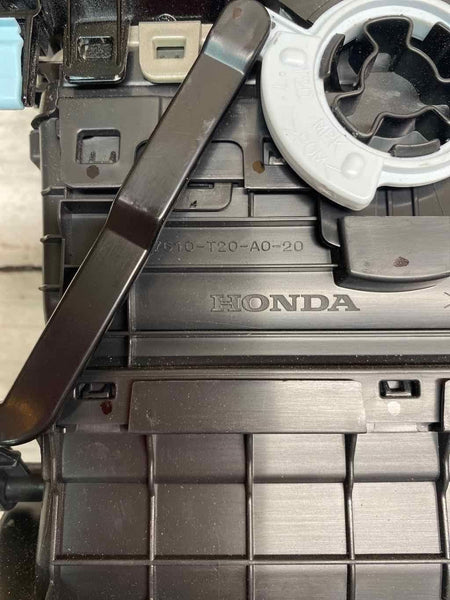 Honda Civic air vent 2021 2022 dash mounted inner right side OEM 77610T20A0