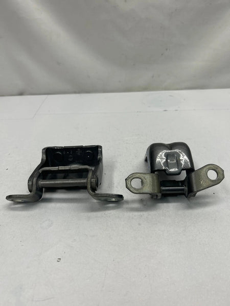 2019 NISSAN SENTRA DOOR HINGE REAR LEFT SIDE ASSY OEM 1120009