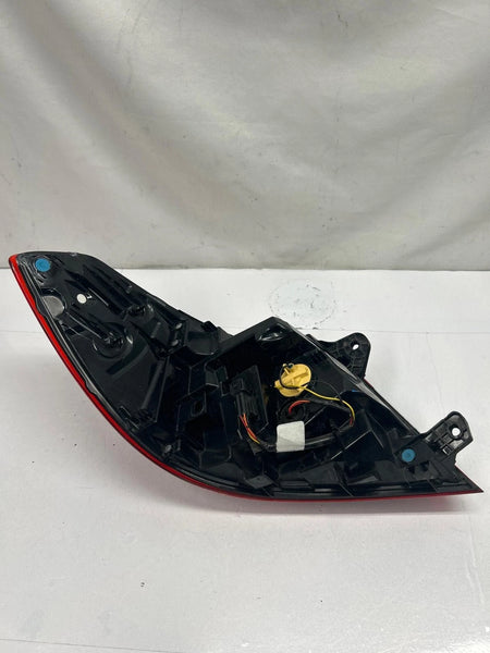 18 22 HONDA ACCORD TAIL LIGHT RIGHT QUARTER PANEL MOUNTED TURBO OEM 33500TVAA01