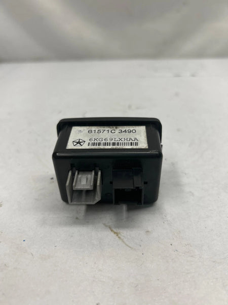 2021 DODGE RAM PROMASTER 2500 CENTER CONSOLE AUXILIAR & PORT CHARGER ASSY