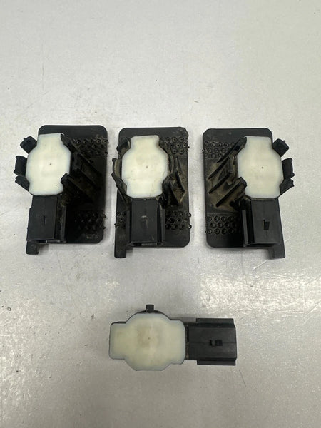 2020 CHEVROLET TRAVERSE PARKING SENSOR COMPLETE SET OF 4 SENSORS OEM 63925 65919