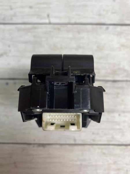 Interruptor de ventanilla principal de puerta delantera del conductor Toyota 2019 CHR OEM 8404033170