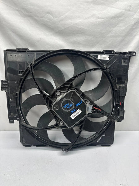 2017 TO 2020 BMW 430I ELECTRIC COOLING MOTOR FAN ASSEMBLY OEM 600 WATT 8641947